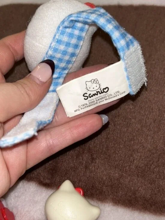 Hello Kitty Collectible Figurine Bundle Set - Picture 5 of 7